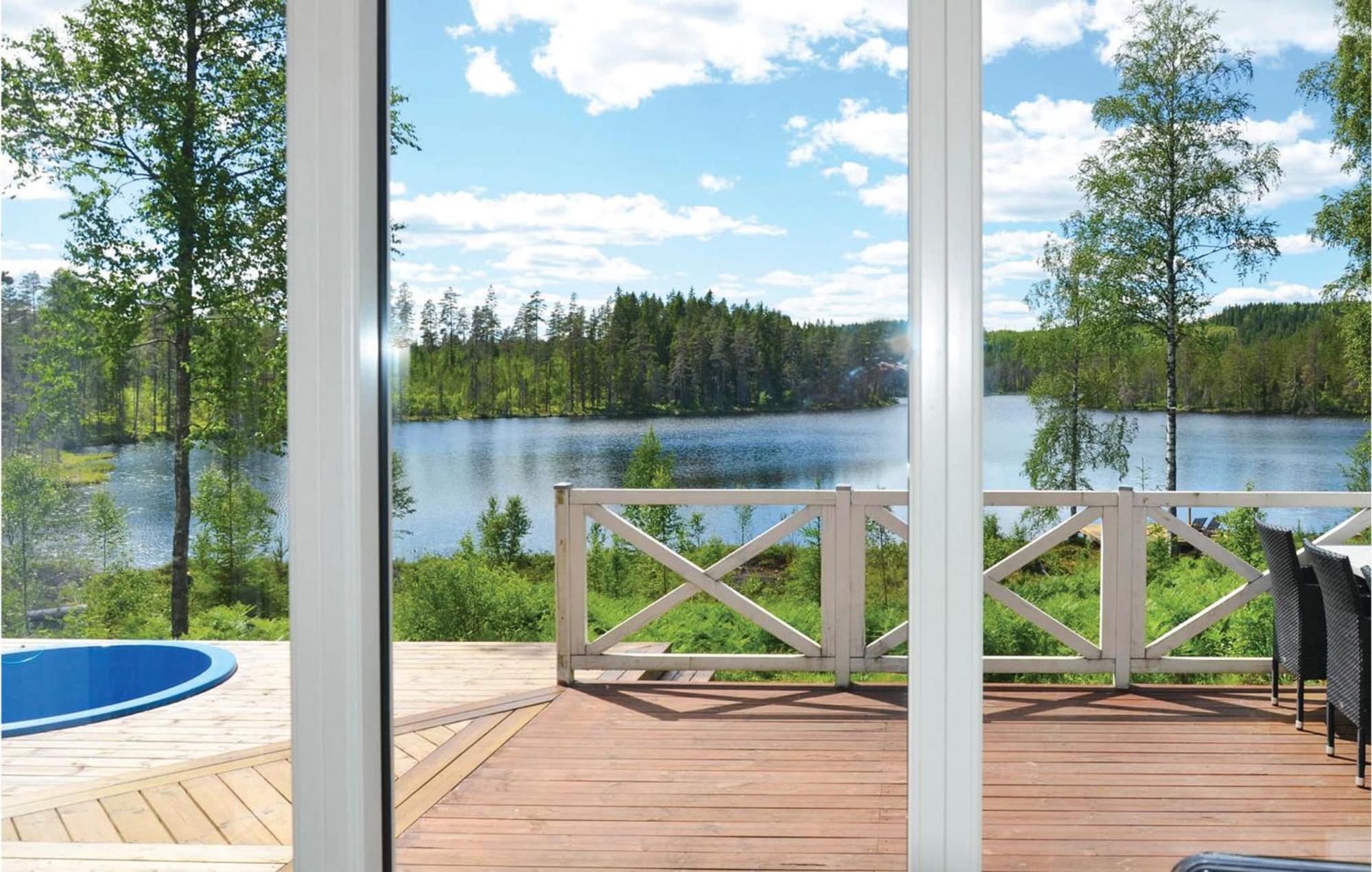 Nice Home In Sunne With Jacuzzi Alvsatern Kültér fotó